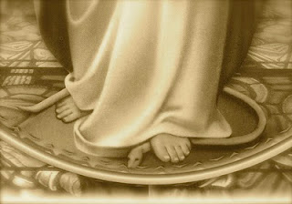 Jesus Crushes the Serpent's Head